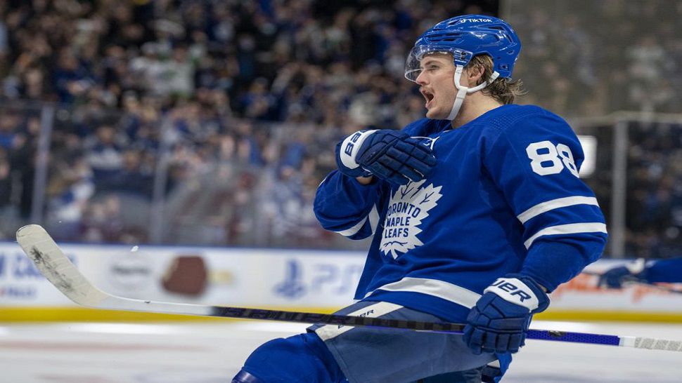 Matthews scores 3 as Maple Leafs rally past Devils 6-4