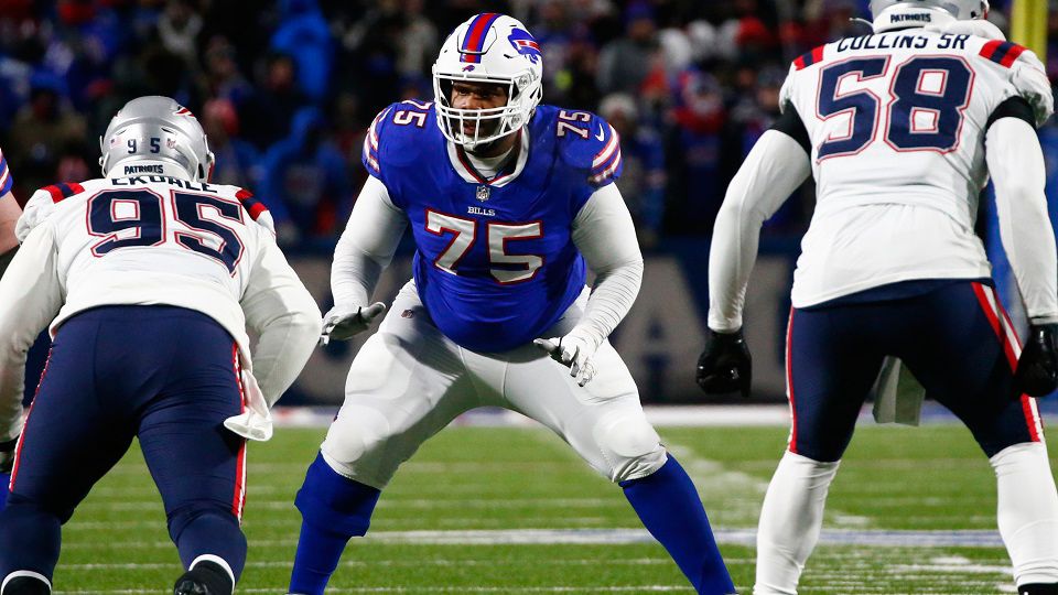 Buffalo Bills offensive tackle Daryl Williams (75) plays against