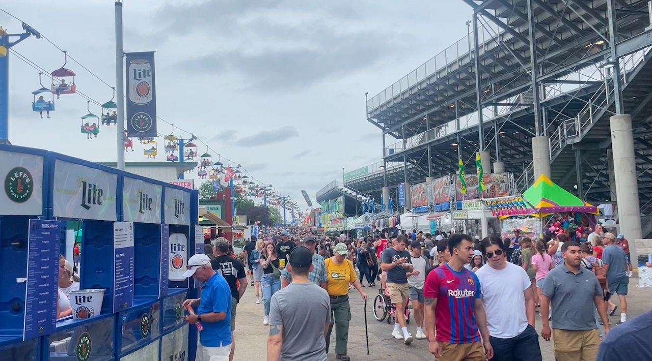 Visitors enjoy last day of Wisconsin State Fair