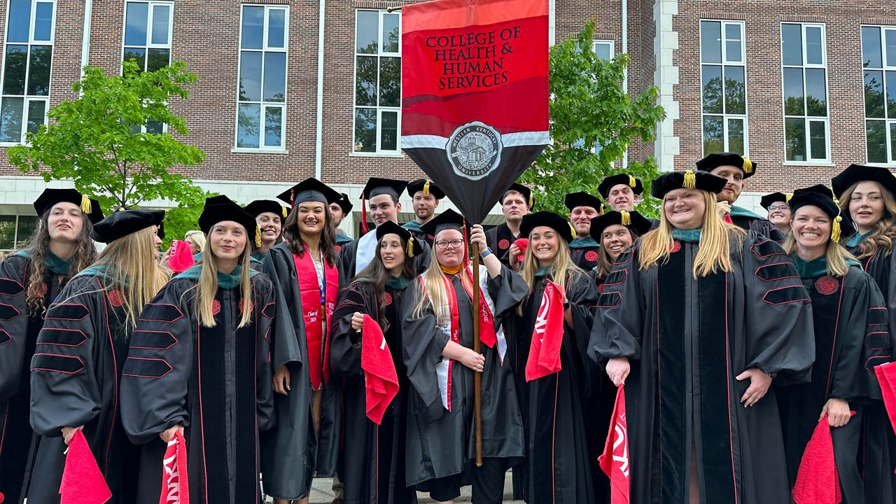 Thousands line up for "Topper Walk" and Spring Commencement