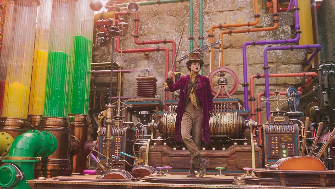 Timothee Chalamet debuts as Willy Wonka in prequel's first trailer