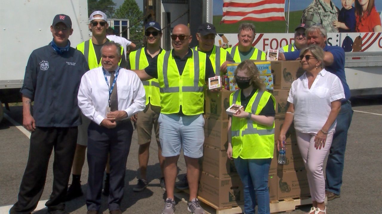 Mass Military Foundation Food Drive