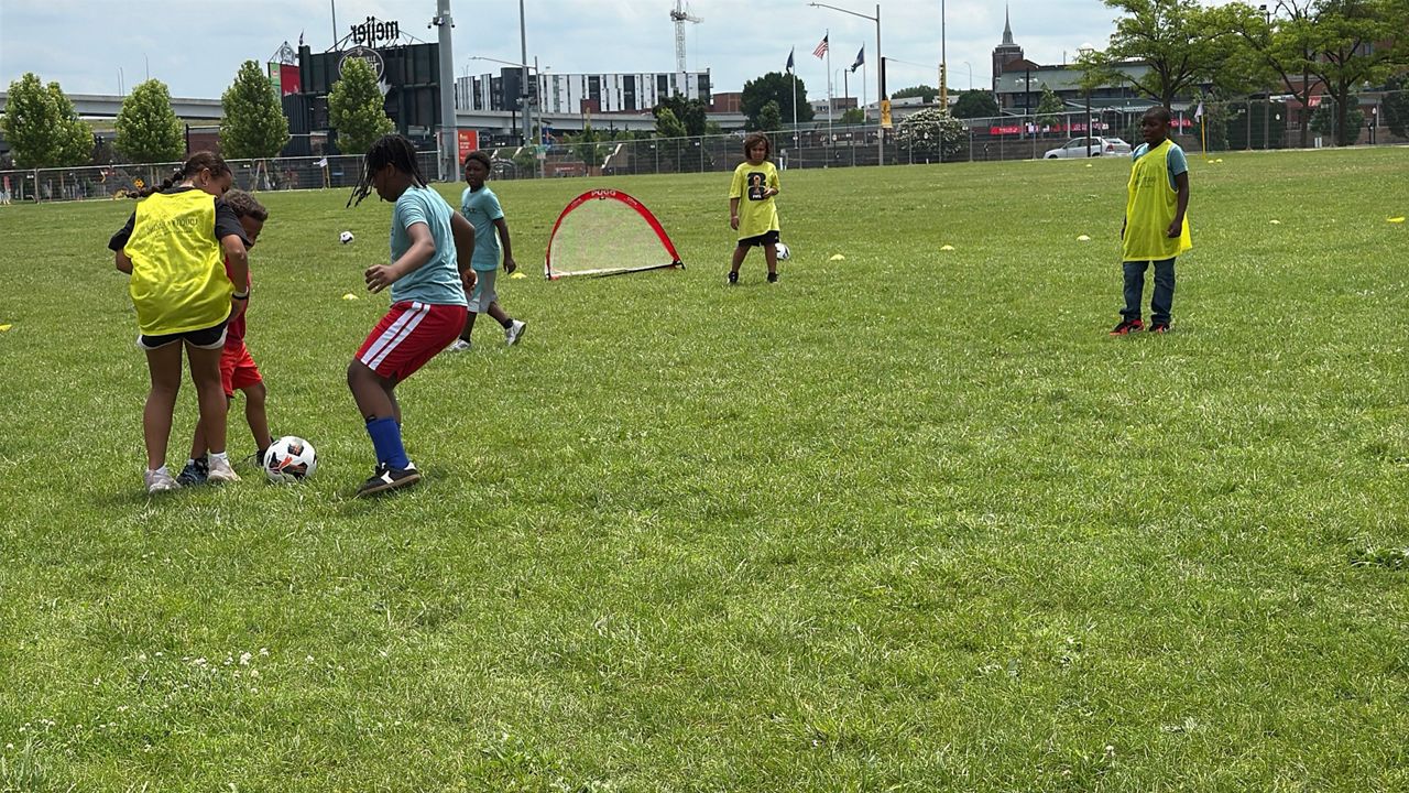Soccer fever hits Louisville as World Cup begins