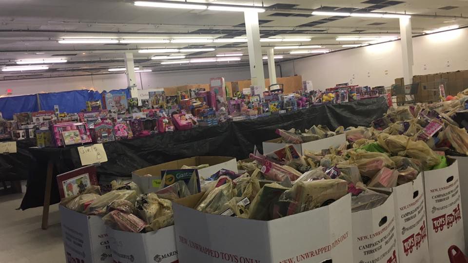 Onslow Christmas Cheer Spreads Happiness To 1 300 Families