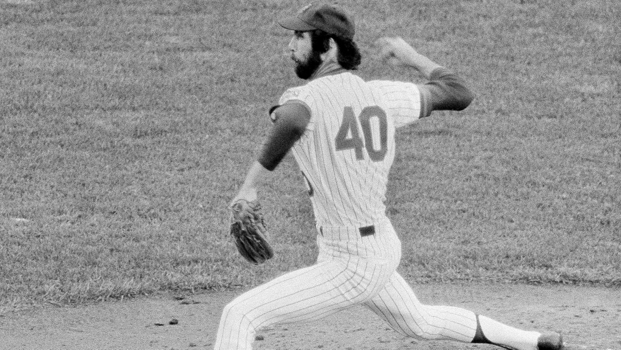 New York Mets right hand hurler Pat Zachry throws during a baseball game against the Philadelphia Phillies at New York's Shea Stadium, July 4, 1978. 