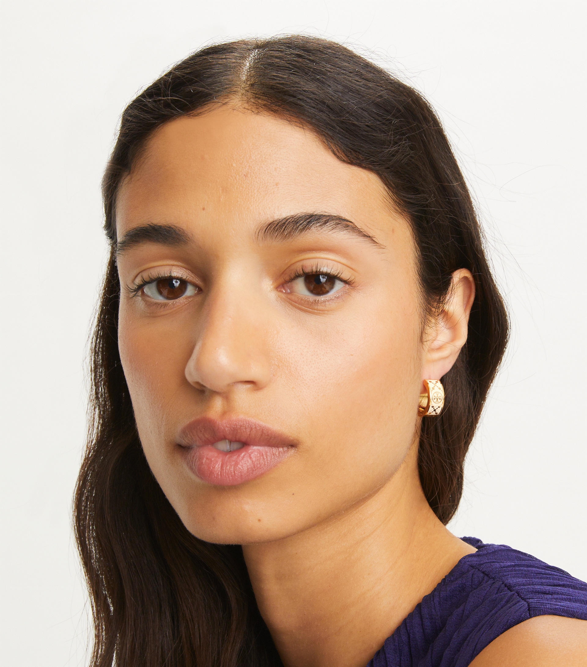 Small Icon T Monogram Hoop Earrings image number 1