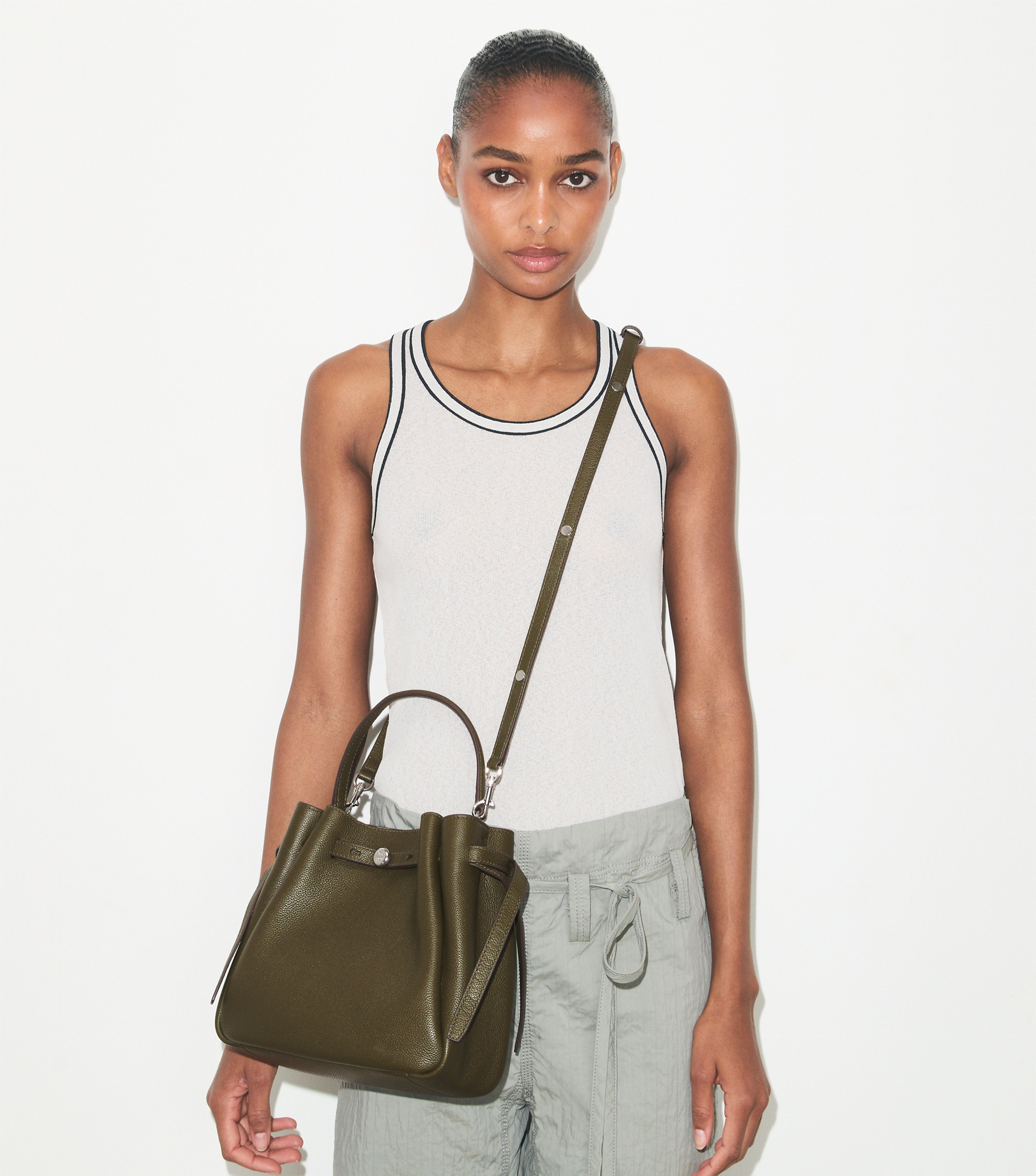 Romy Bucket Bag image number 2
