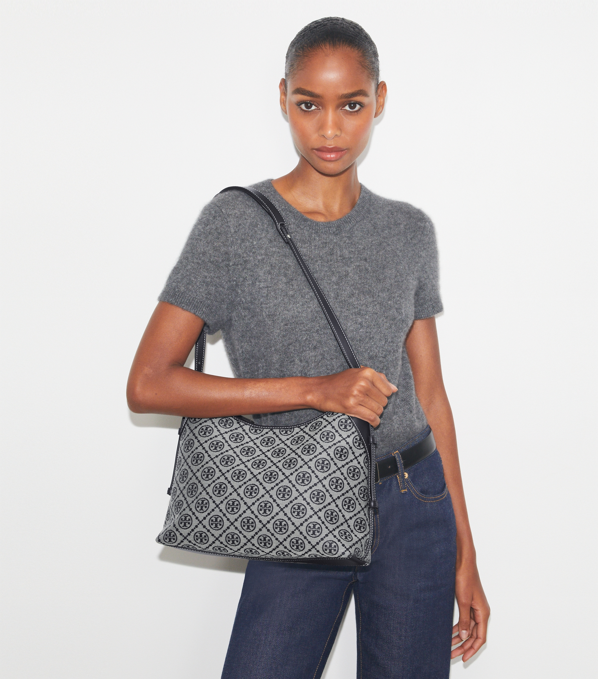 T Monogram Messenger image number 1