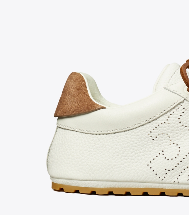 Field Sneaker