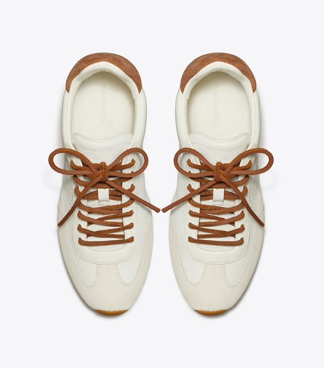 Field Sneaker