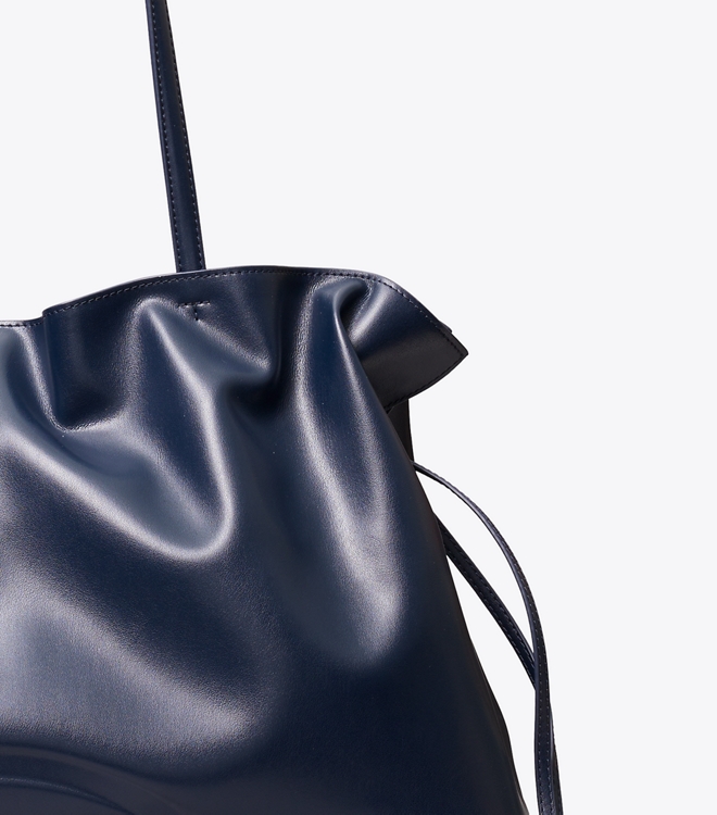 Ella natuura&trade; Drawstring Tote