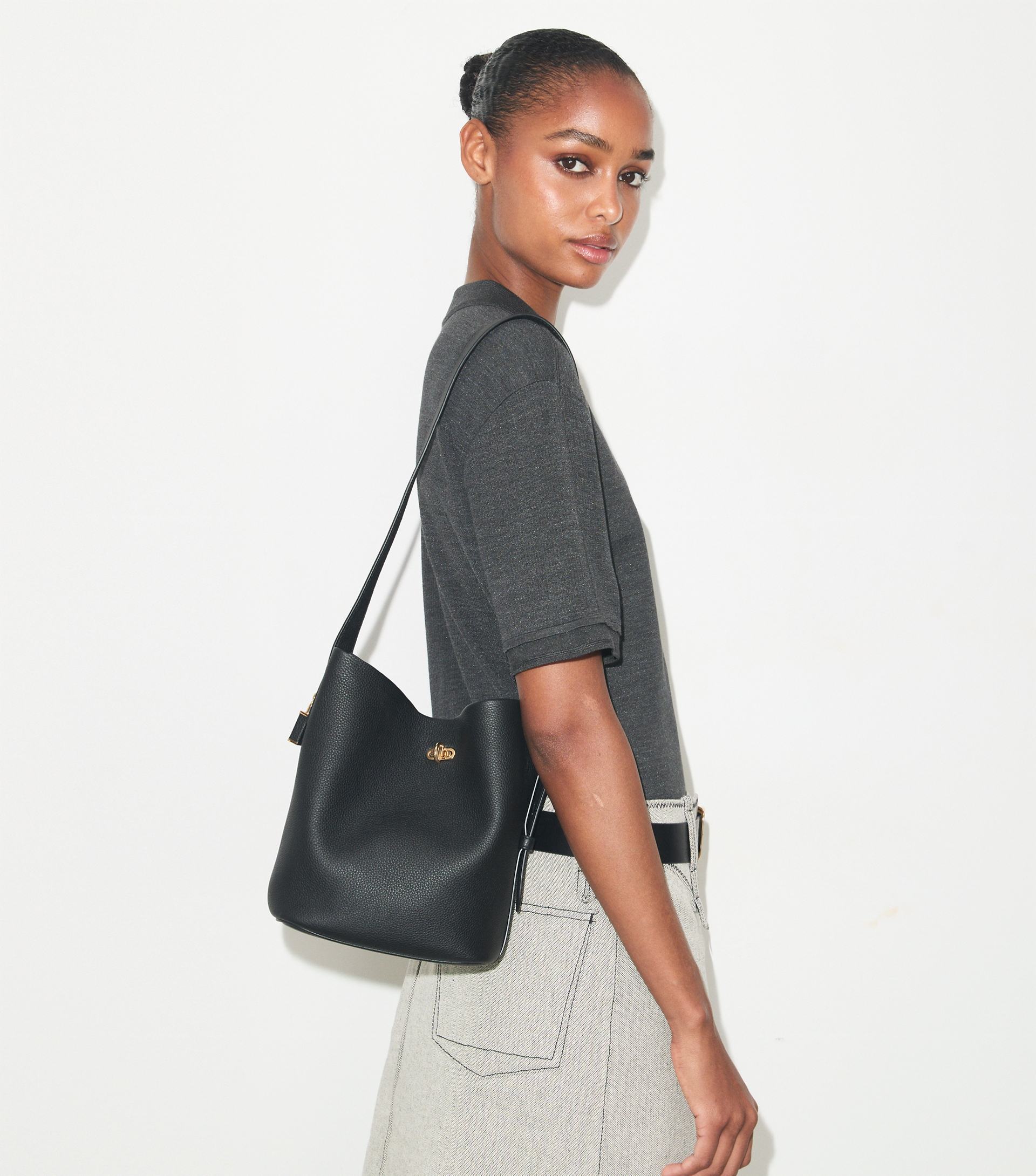 Medium Lock Slim Bucket Bag image number 2