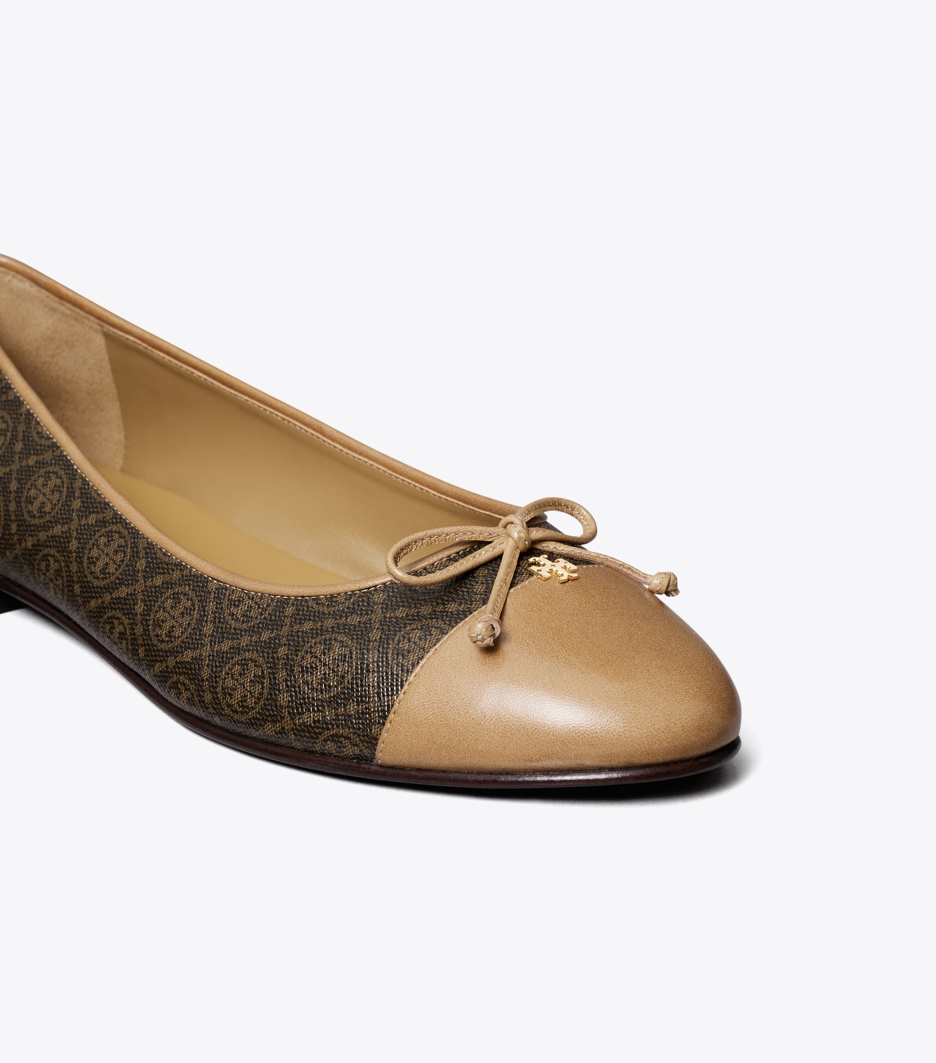 Cap-Toe Ballet image number 2