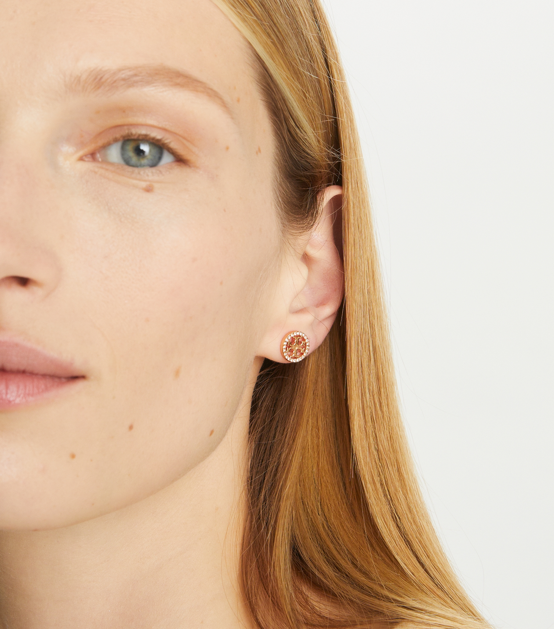 Icon Pav&eacute; Stud Earrings image number 1