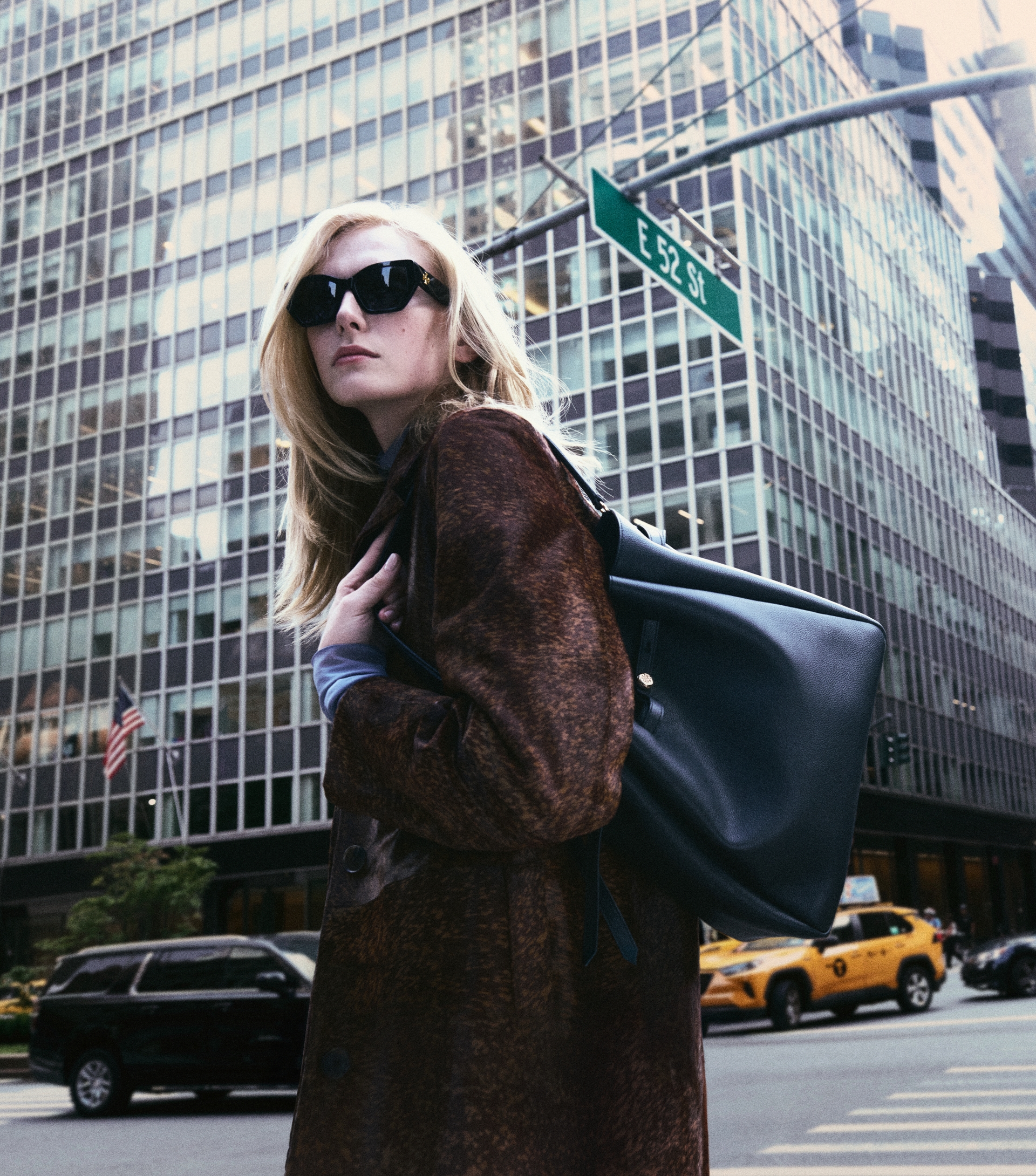 Large Romy Bucket Bag image number 5