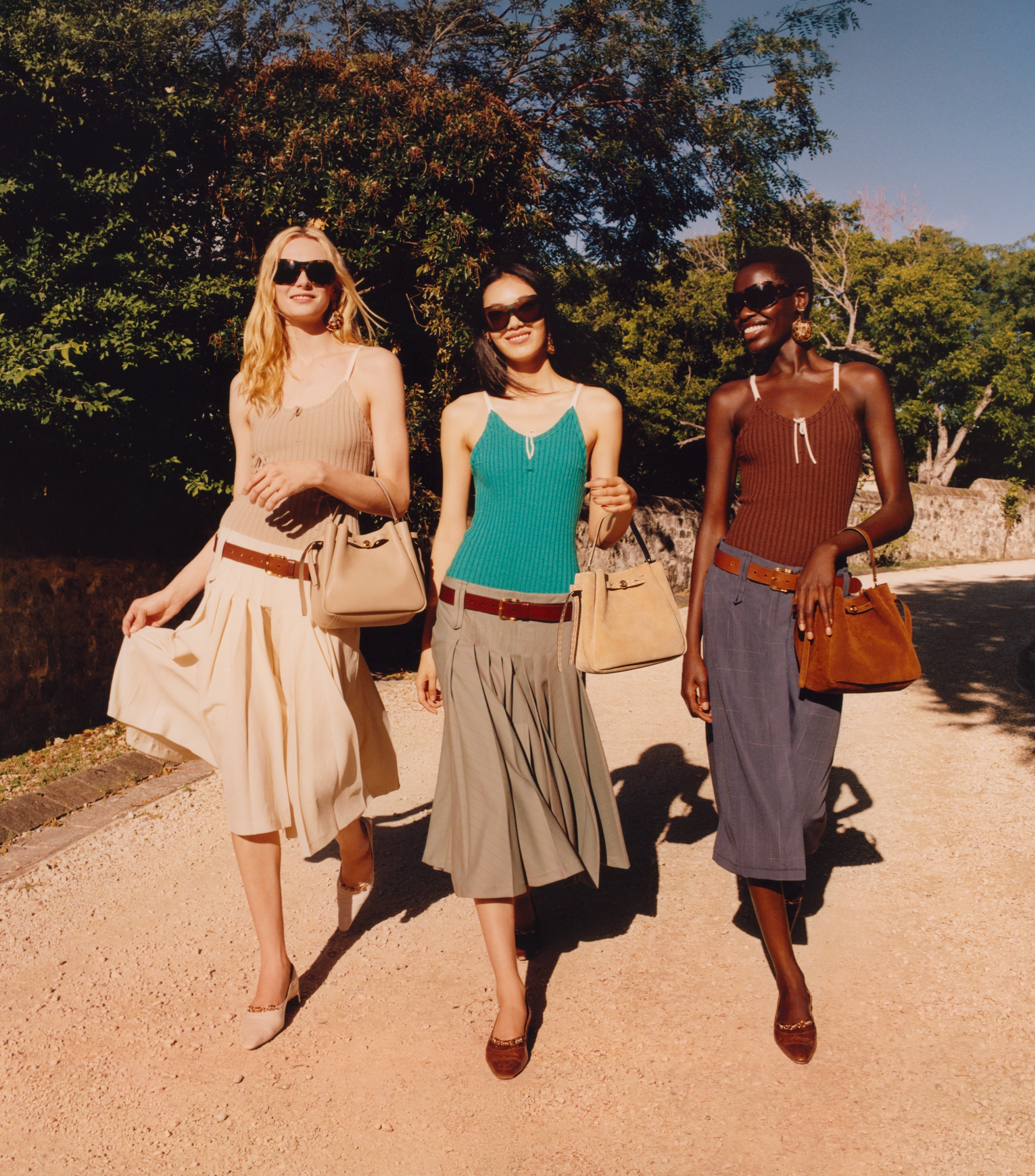 Romy Bucket Bag image number 6