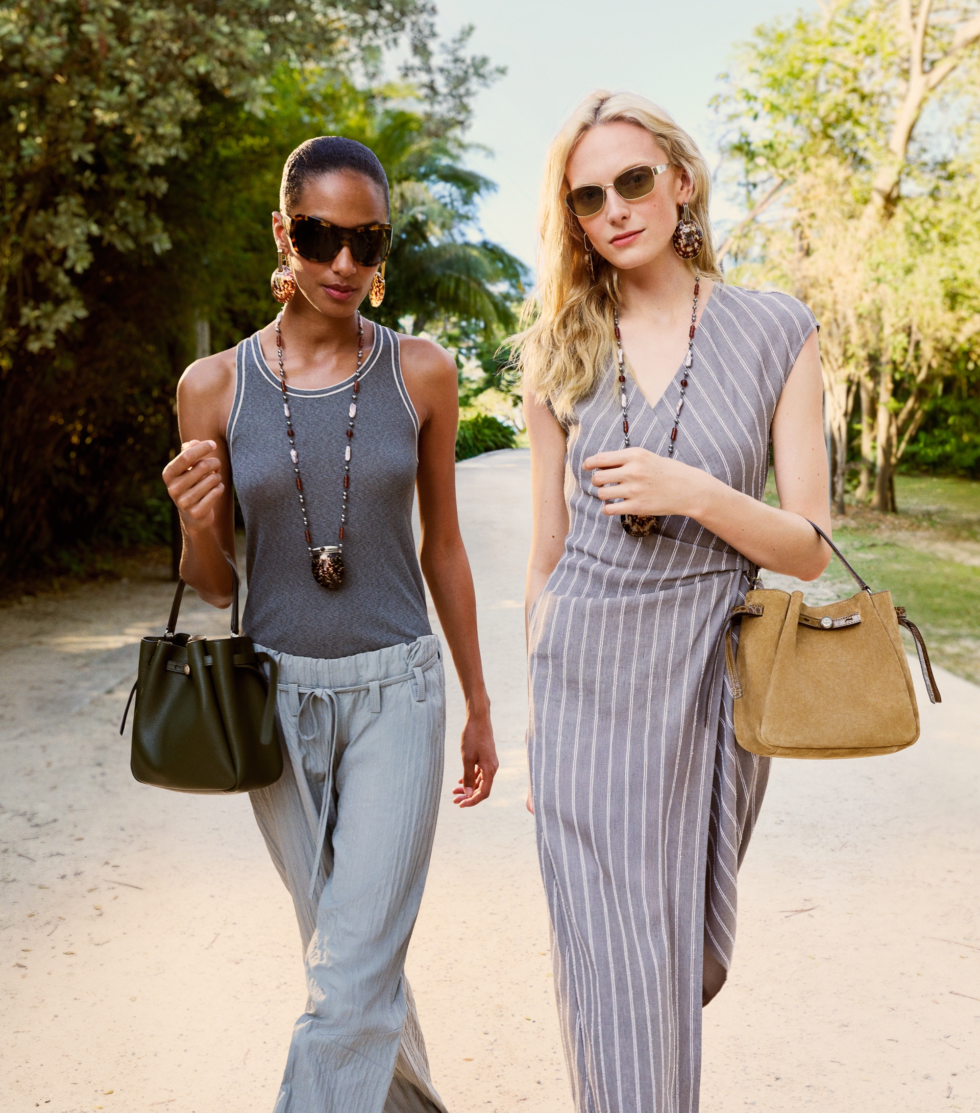 Romy Bucket Bag image number 6