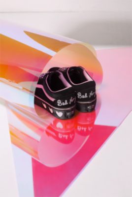 Vans x best sale lazy oaf platform