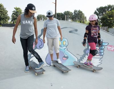 Girls Skate | Collections | Vans EU