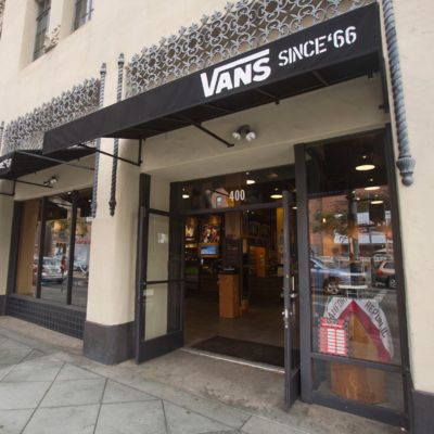 vans store stanford mall