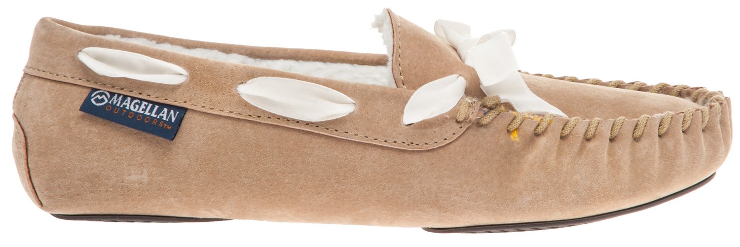 Magellan Outdoors Women's Basic Moc Slippers Academy