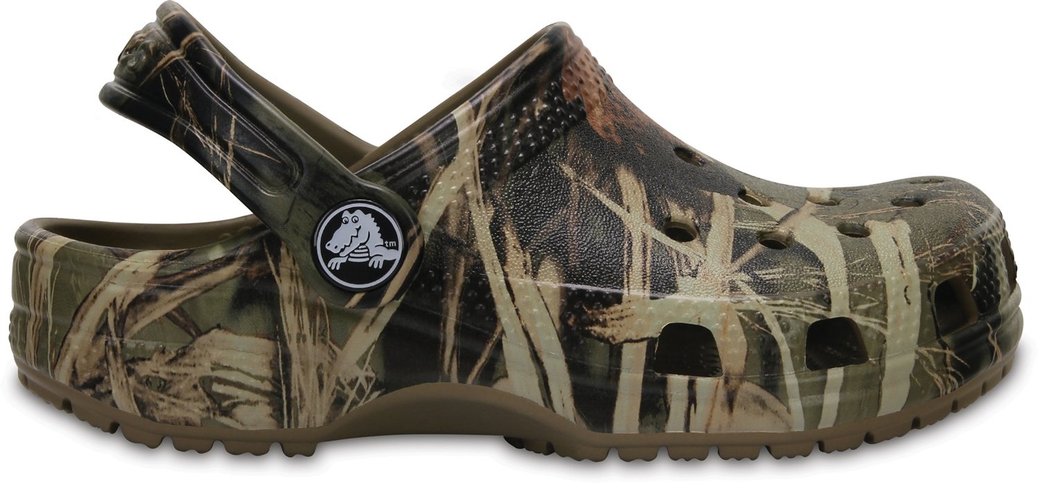 academy sports camo crocs