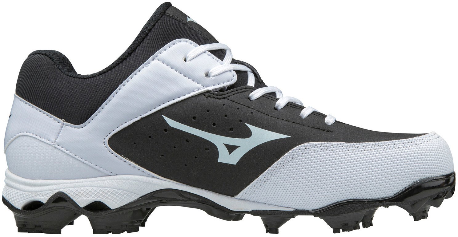 mizuno softball pitching cleats