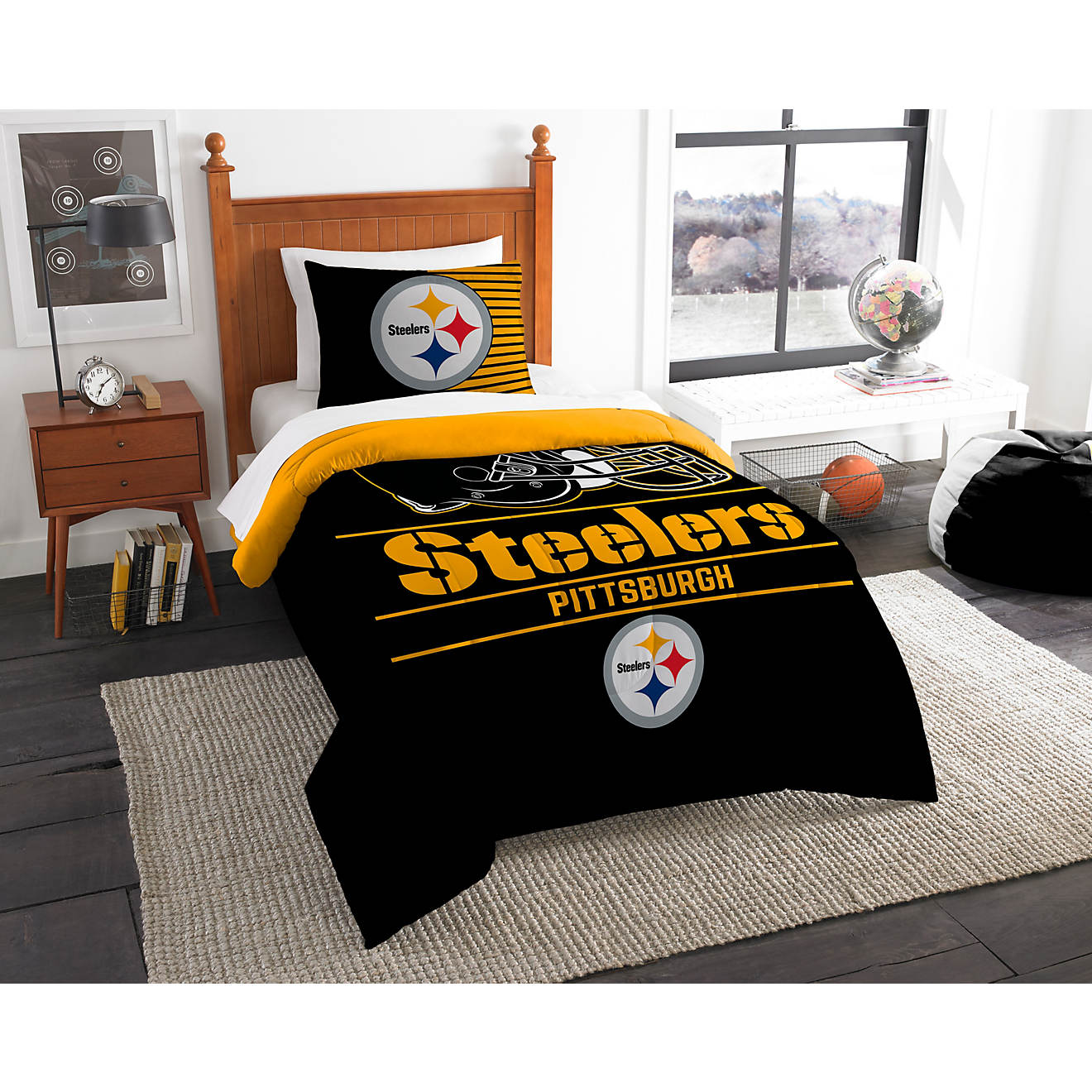 The Northwest Company Pittsburgh Steelers 2-Piece Draft Twin Bedding Set                                                         - view number 1