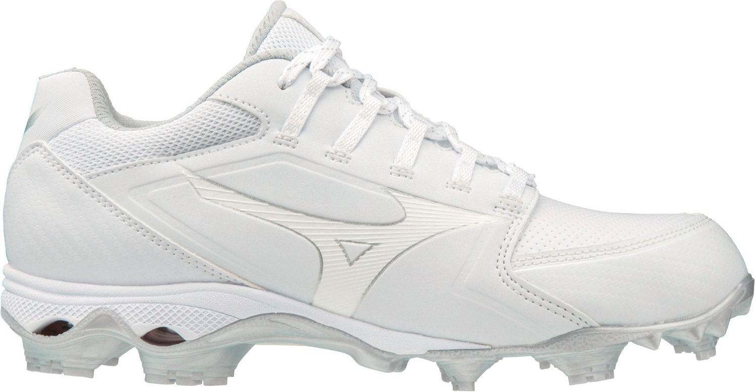 all white mizuno softball cleats