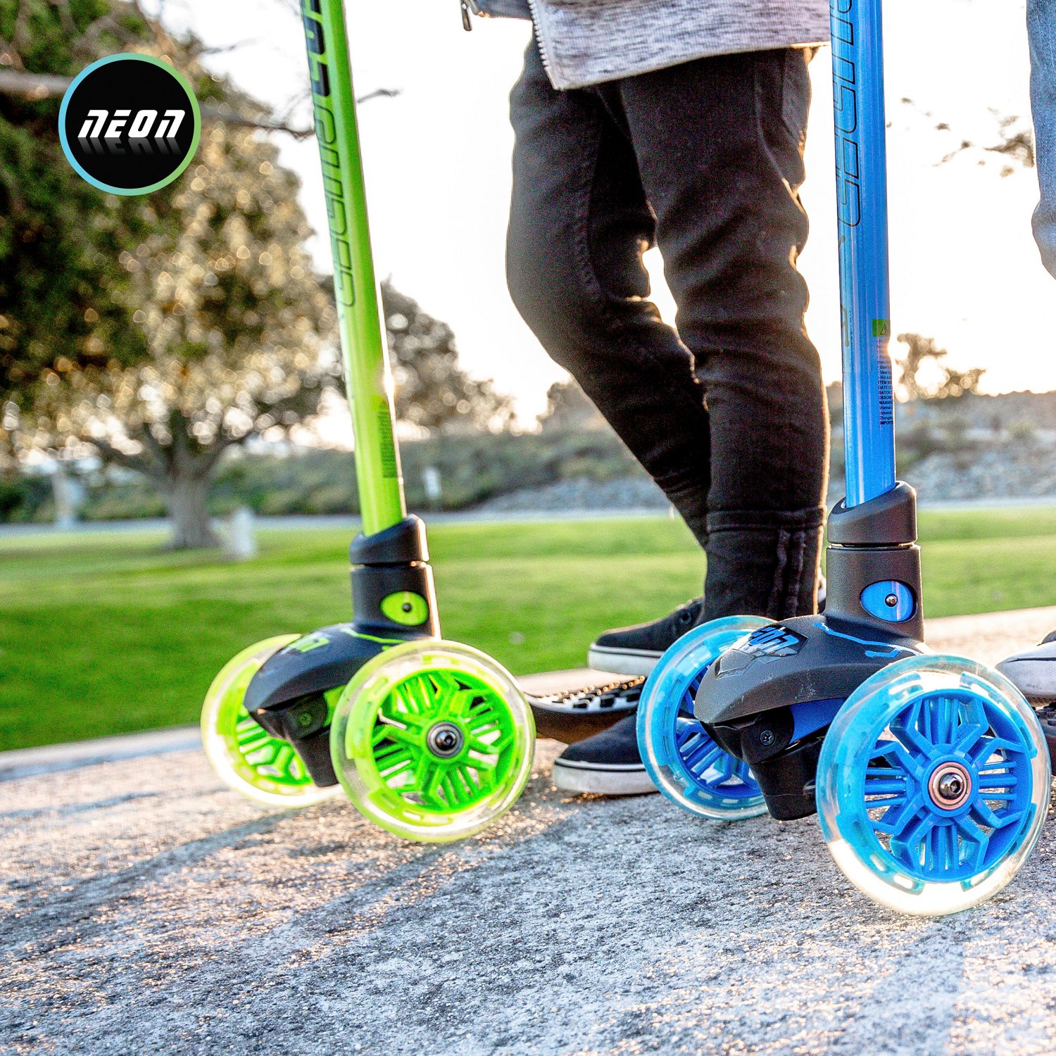 yvolution neon glider