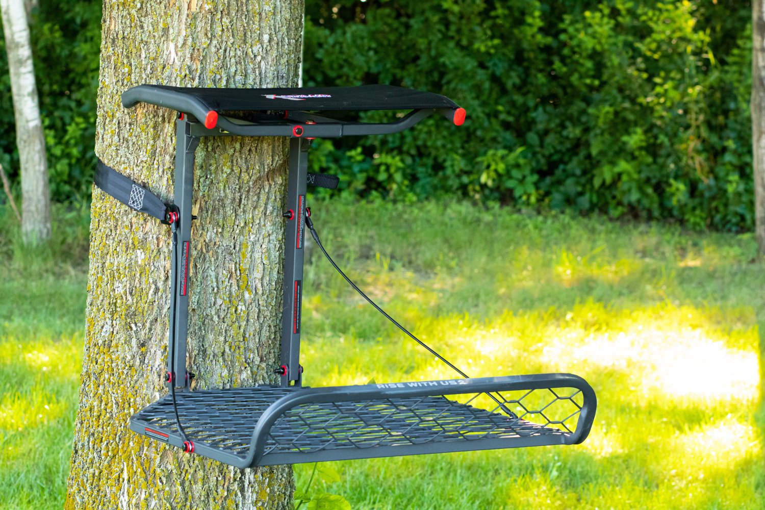 XStand Treestands Champ 2.0 HangOn Treestand Academy
