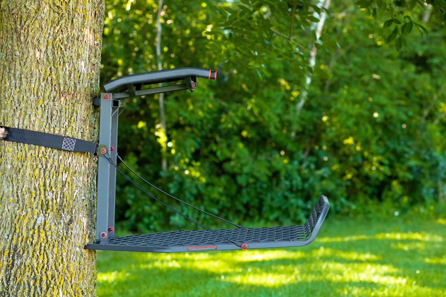 XStand Treestands Champ 2.0 HangOn Treestand Academy