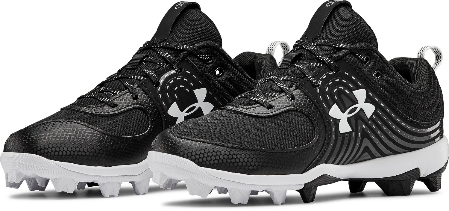 womens black softball cleats