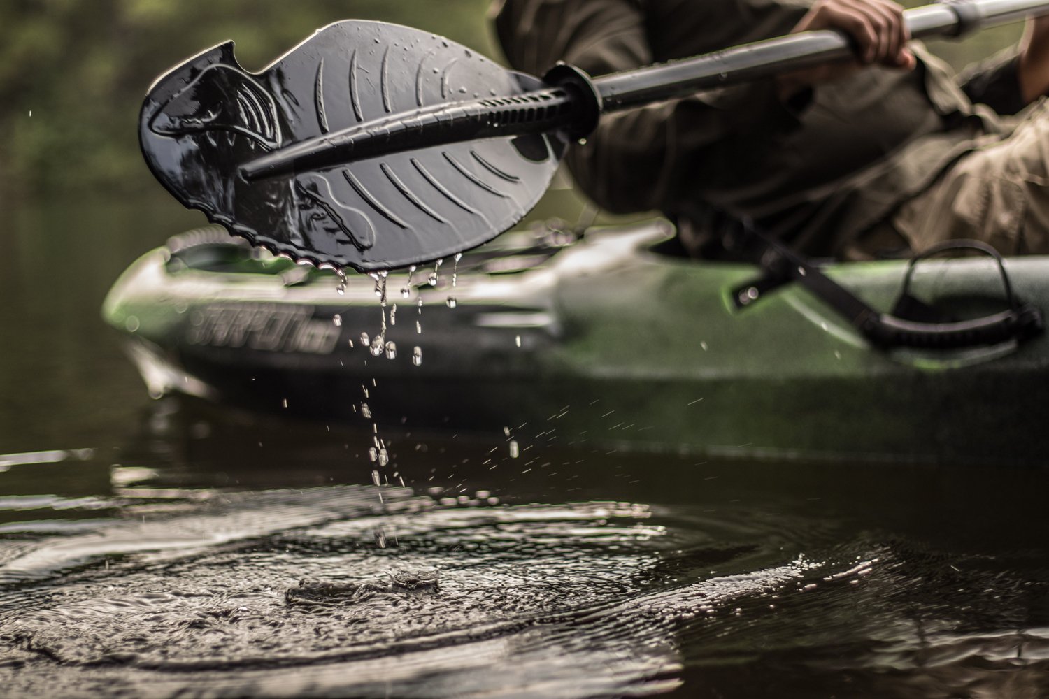 backwater assassin carbon fiber hybrid paddle
