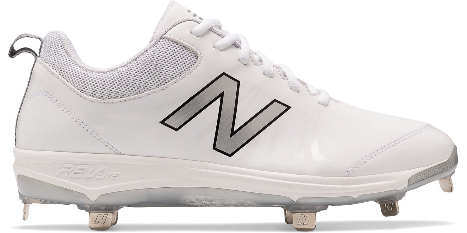 new balance mens metal cleats