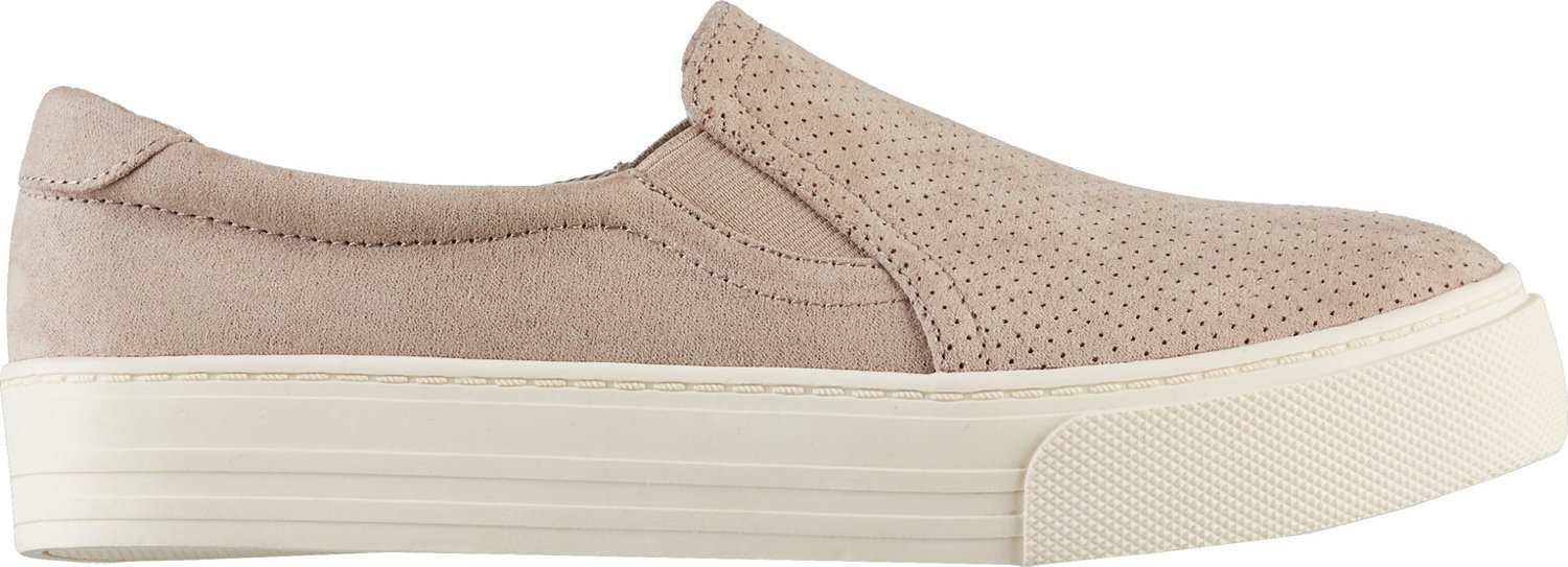 Magellan Outdoors Women's Dakoda SlipOn Shoes Academy