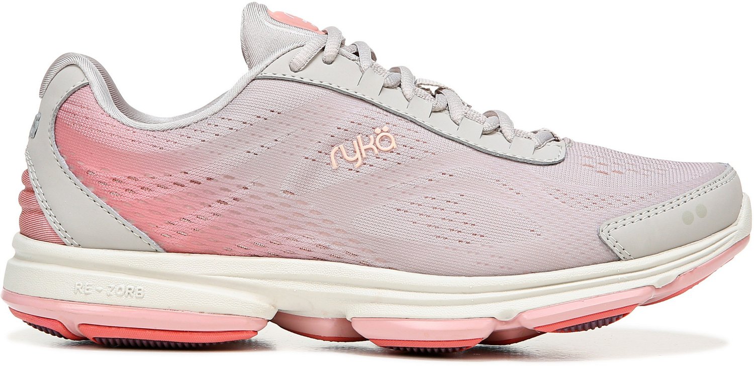 track spike shoes academy