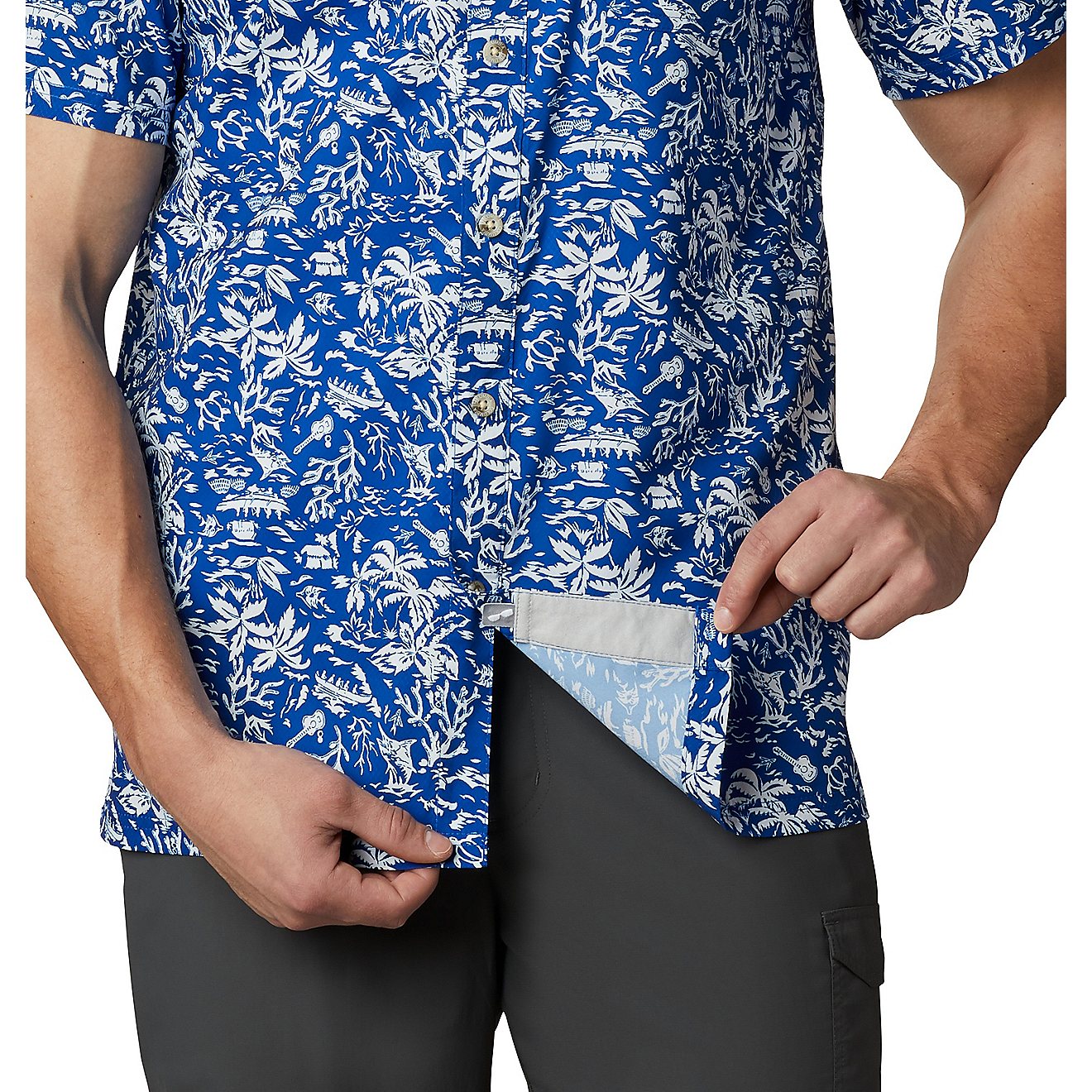 Columbia Sportswear Men's University of Florida Super Slack Tide Shirt                                                           - view number 5