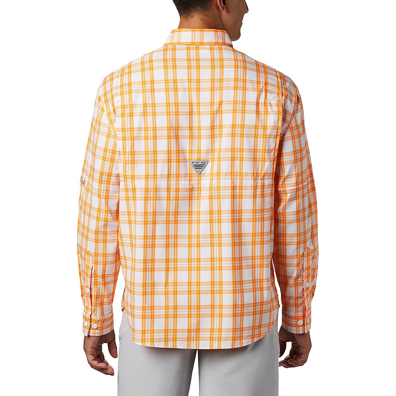 Columbia Sportswear Men's University of Tennessee Super Tamiami Button Down Shirt                                                - view number 2
