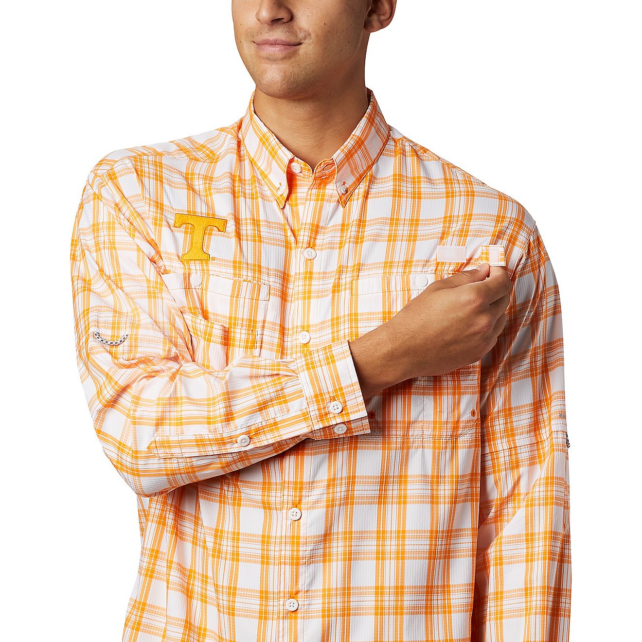 Columbia Sportswear Men's University of Tennessee Super Tamiami Button Down Shirt                                                - view number 5