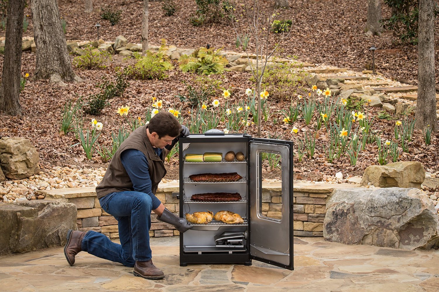 Masterbuilt MES 140S Digital Electric Smoker Academy