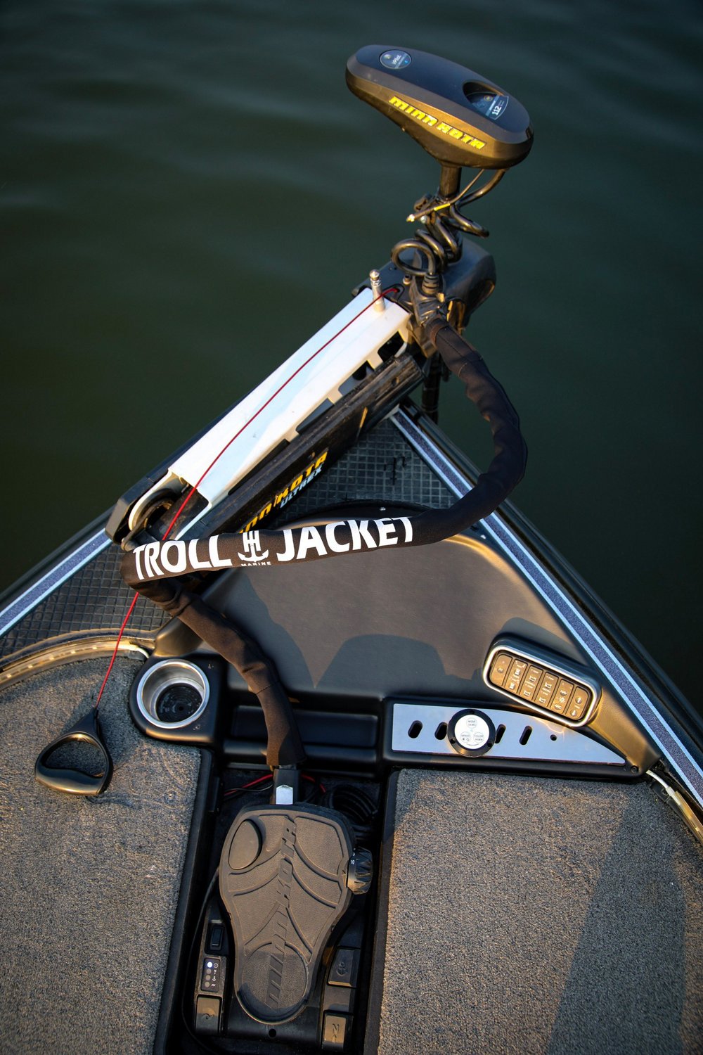 TH Marine GForce Troll Jacket Trolling Motor Cable Organizer Sleeve