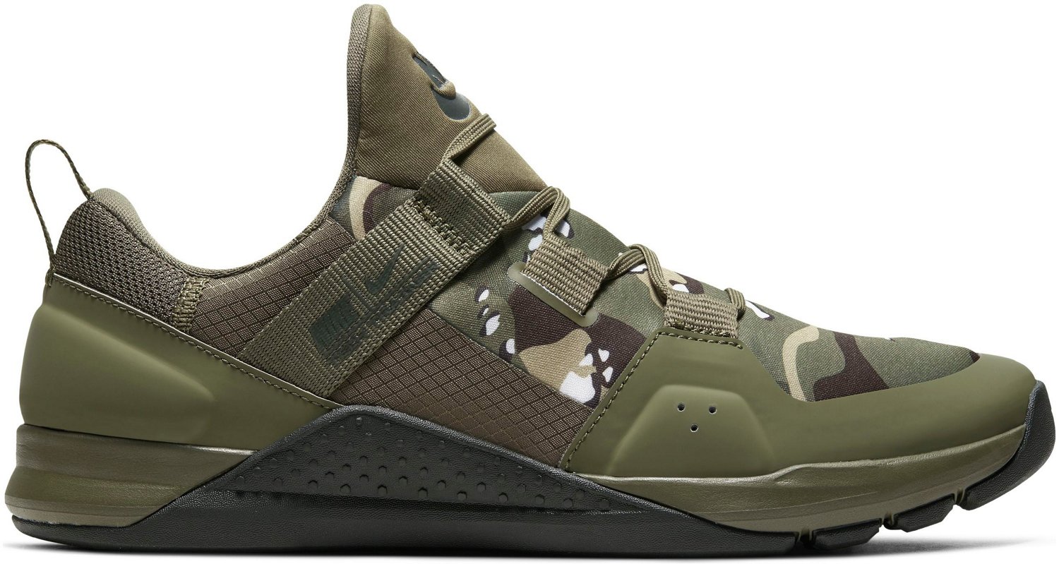 nike tech trainer camo