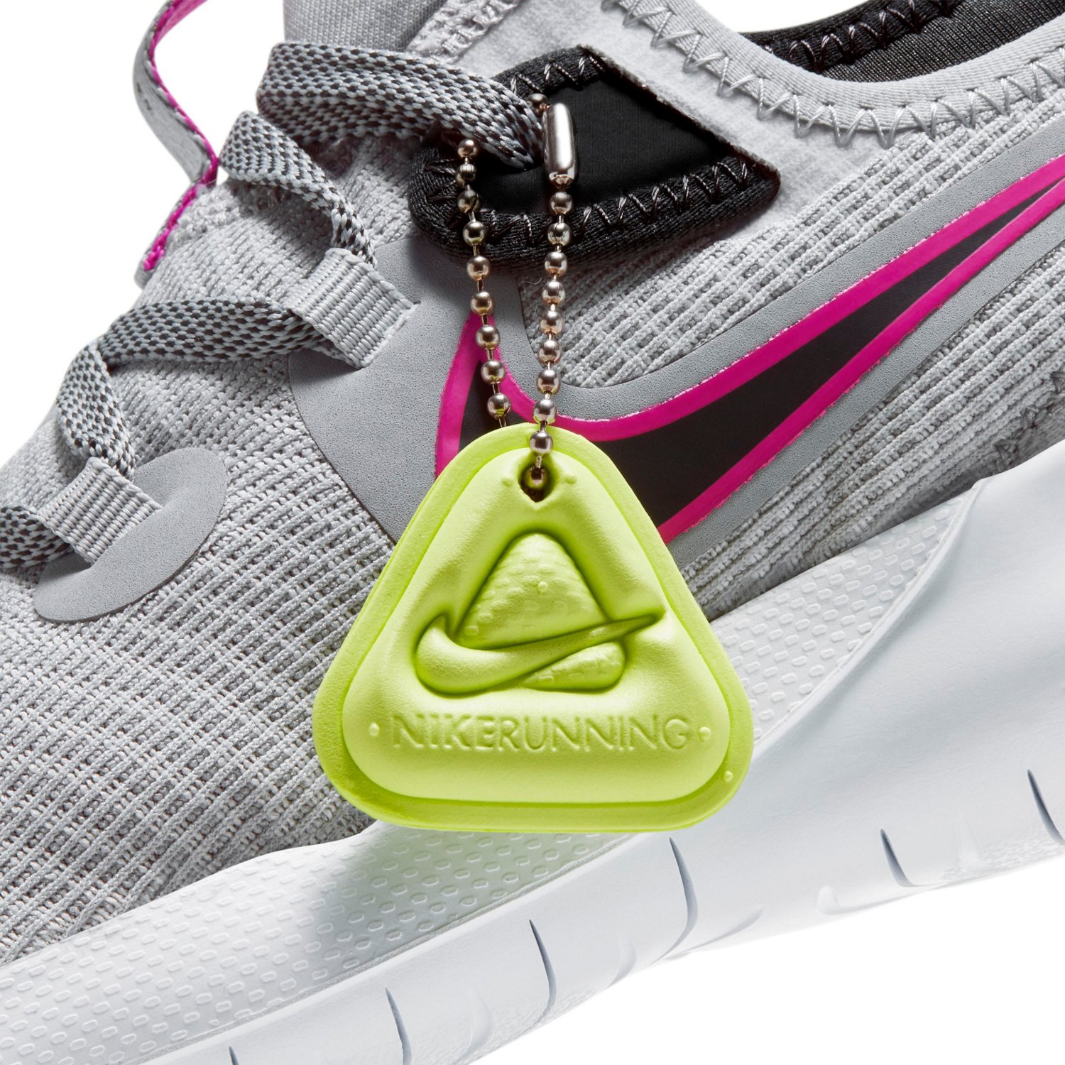 nike womens flex 2020
