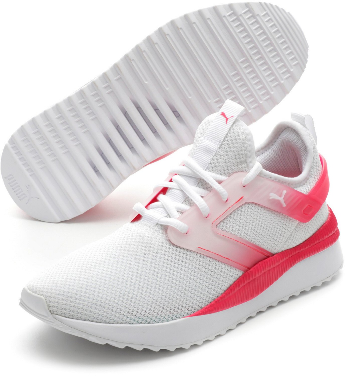 hot pink pumas women's