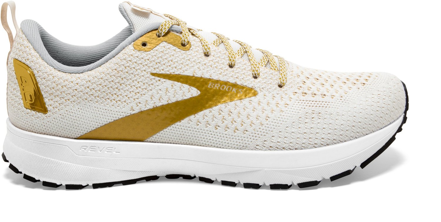 academy sports brooks running shoes