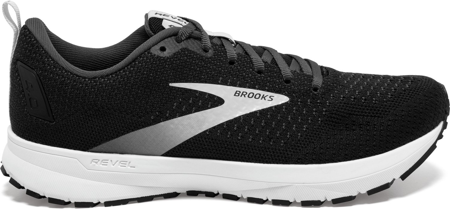 white brooks tennis shoes