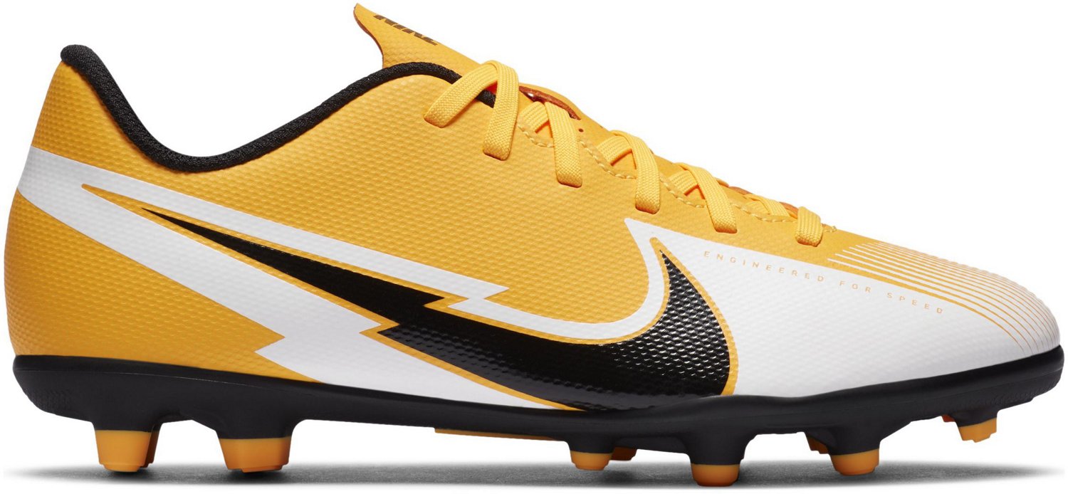 Nike Boys' Vapor 13 Club MG Soccer Cleats |