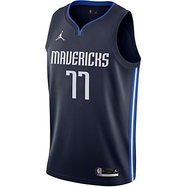 Nike Men's Dallas Mavericks Luka Doncic Swingman Statement Jersey