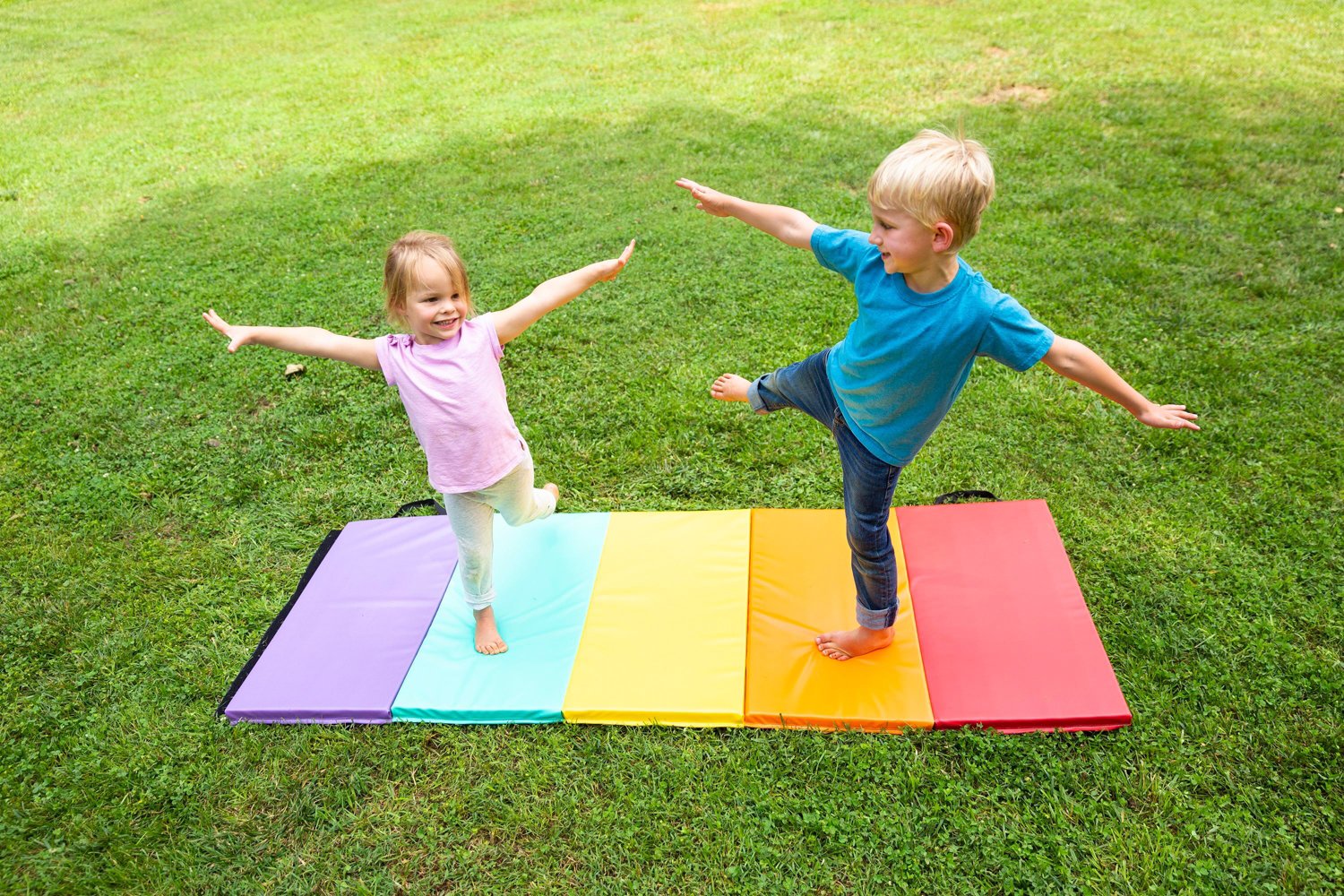 HearthSong Kids' Tumbling Mat Academy